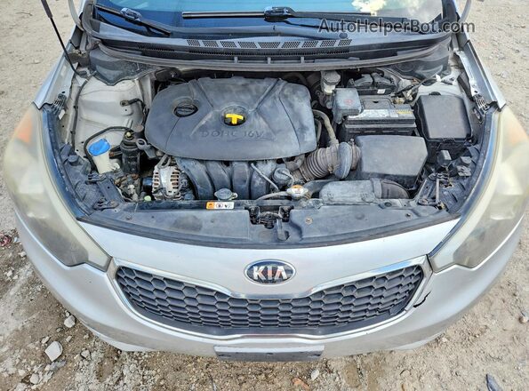 KNAFX4A64G5455735 2016 KIA FORTE Серебряный Вид подкапотного пространства