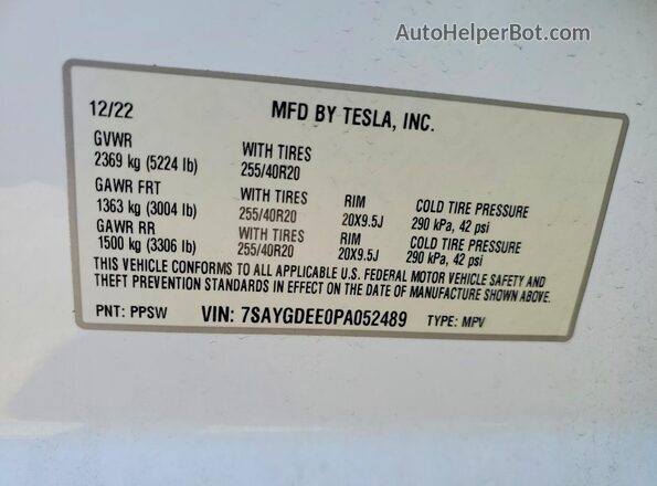 7SAYGDEE0PA052489 2023 TESLA MODEL Y White Widok wnętrza 360 stopni