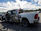 2025 Ram 1500 Laramie Белый vin: 1C6SRFJP2SN567773