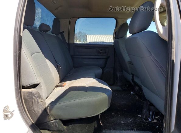 3C6RR7KT6GG271204 2016 RAM 1500 White Vista interior trasera