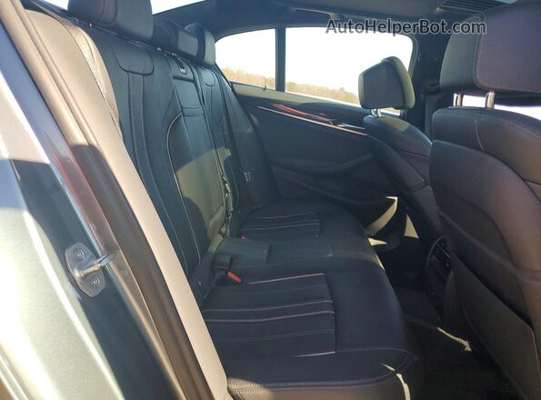 WBAJA7C56KWW06725 2019 BMW OTHER Серый Вид задней части салона