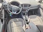 2018 Hyundai Ioniq Hybrid Blue White vin: KMHC65LC8JU075792 2018 Hyundai Ioniq Hybrid Blue White vin: KMHC65LC8JU075792
