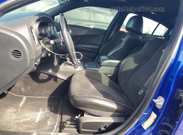 2C3CDXGJ8JH180001 2018 DODGE CHARGER Синий Вид панели приборов