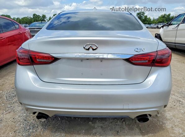 JN1EV7AP4JM352412 2018 INFINITI Q50 Серебряный Вид панели приборов