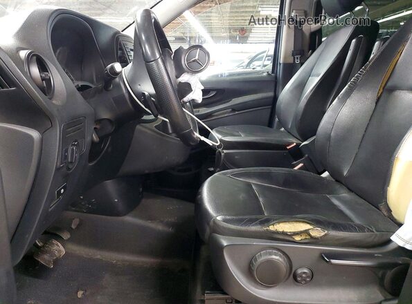 WD4PG2EEXJ3403600 2018 MERCEDES-BENZ METRIS Black Vista del salpicadero