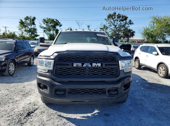 3C63RRGL7NG359170 2022 RAM 3500 White Widok z tyłu