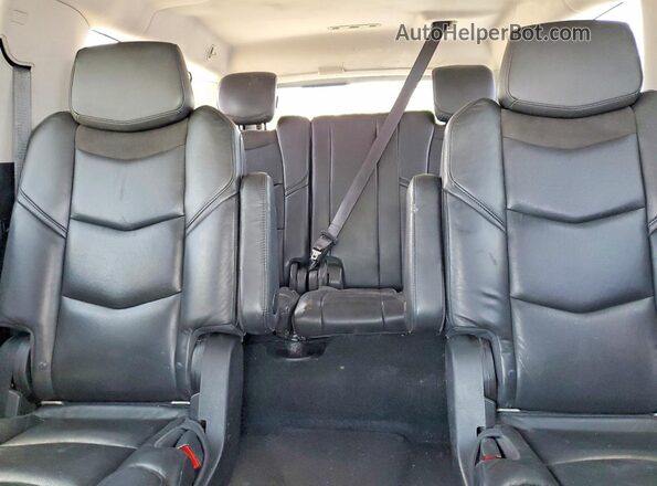 1GYS4HKJ1JR131740 2018 CADILLAC ESCALADE Черный Вид задней части салона