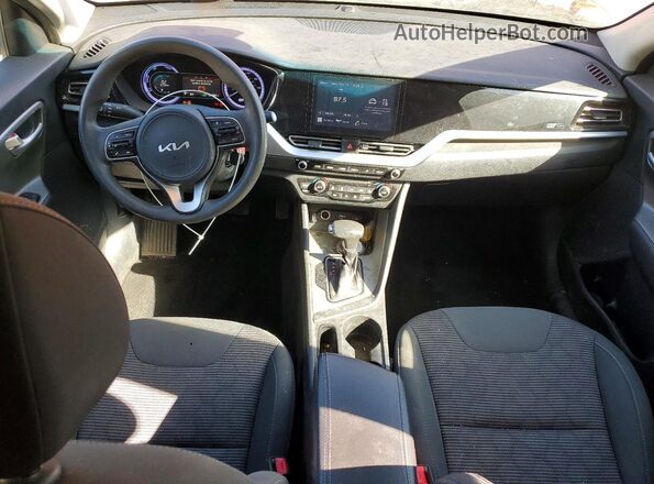 KNDCB3LC7N5534802 2022 KIA NIRO Красный Вид щитка приборов
