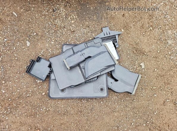 1C4RJKBG8R8577240 2024 JEEP GRAND Белый Панорамный вид салона 360°