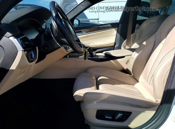WBAJR3C00LWW59007 2020 BMW OTHER White Vista del salpicadero