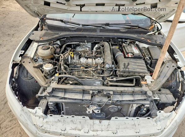 3VWC57BU5MM017867 2021 VOLKSWAGEN JETTA White ძრავის განყოფილების ხედი