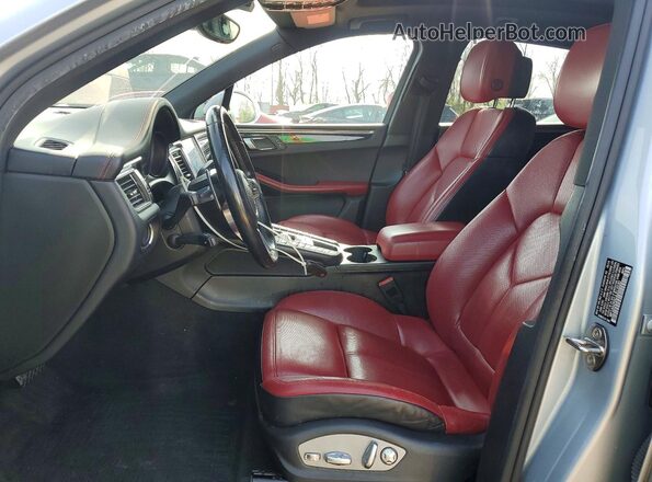 WP1AA2A50JLB12030 2018 PORSCHE MACAN Серебряный Вид панели приборов