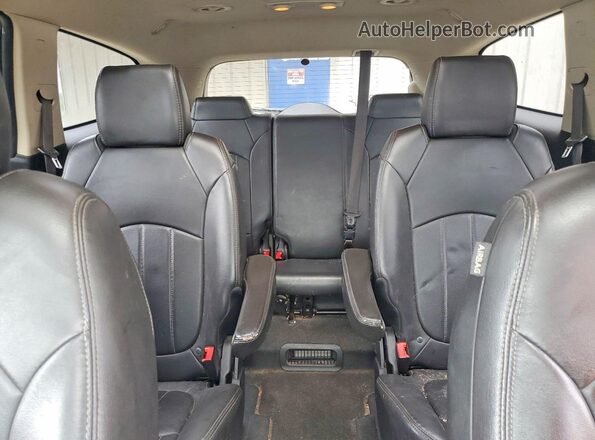 5GAKVBKD6HJ221941 2017 BUICK ENCLAVE Белый Вид задней части салона