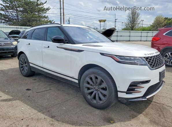 SALYL2RN5JA744962 2018 LAND ROVER RANGE Белый Вид спереди