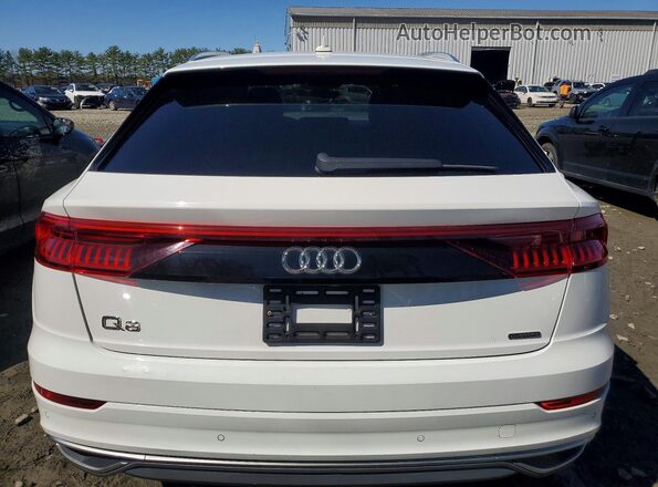 WA1AVAF13KD013598 2019 AUDI Q8 White Widok wnętrza z przodu
