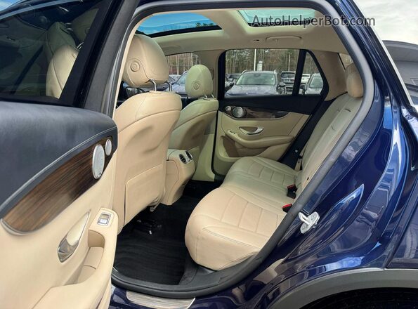 WDC0G4KB9GF011985 2016 MERCEDES-BENZ GLC-CLASS Blue Dashboard view