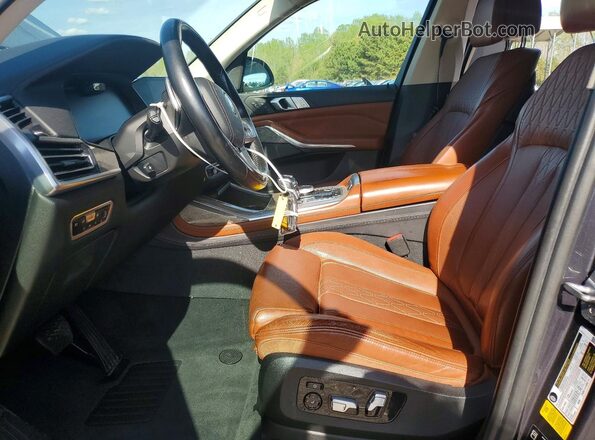 5UXCW2C50KLB43791 2019 BMW X7 Серый Вид панели приборов