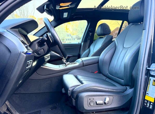 5UXCR6C52KLL26024 2019 BMW X5 Серый Вид сзади