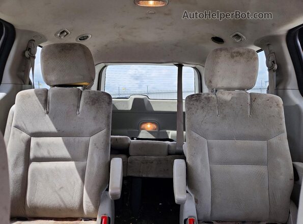 2C4RDGBG5GR258643 2016 DODGE CARAVAN Серебряный Вид задней части салона