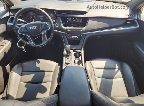 1GYKNCR45MZ108644 2021 CADILLAC XT5 Белый Вид щитка приборов