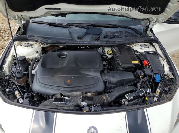 WDDSJ4GB5GN389757 2016 MERCEDES-BENZ CLA-CLASS Белый Вид подкапотного пространства