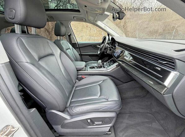 WA1LXAF71MD017482 2021 AUDI Q7 Белый Вид сзади