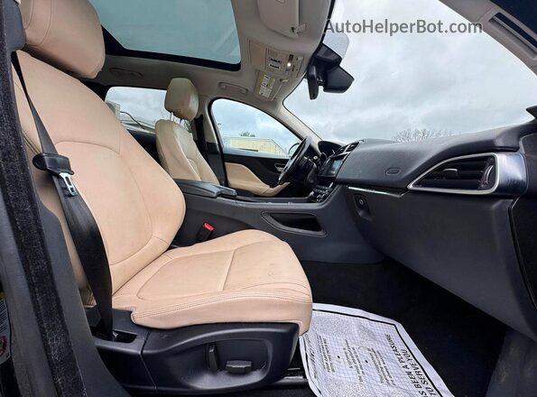 SADCJ2GX3JA235968 2018 JAGUAR F-PACE Черный Вид сзади