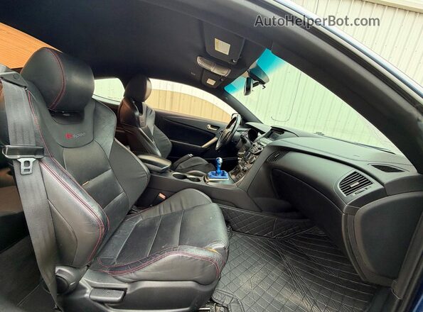KMHHU6KJ0GU136658 2016 HYUNDAI GENESIS Blue Widok z tyłu