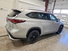 2025 Toyota Highlander Xse Серебряный vin: 5TDKDRBH4SS577635