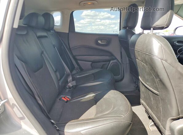 3C4NJCBB7LT258008 2020 JEEP COMPASS Silver Vista interior trasera
