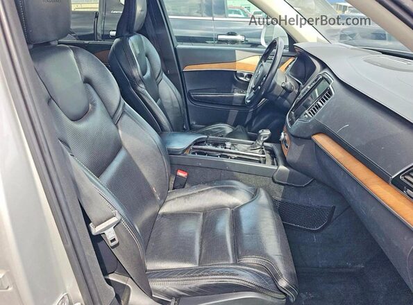 YV4A22PL6K1477567 2019 VOLVO XC90 Серебряный Вид сзади
