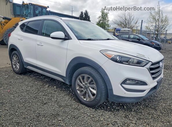 KM8J3CA46JU768005 2018 HYUNDAI TUCSON Белый Вид спереди
