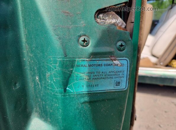 J0294148 1970 CADILLAC DEVILLE Green Widok komory silnika