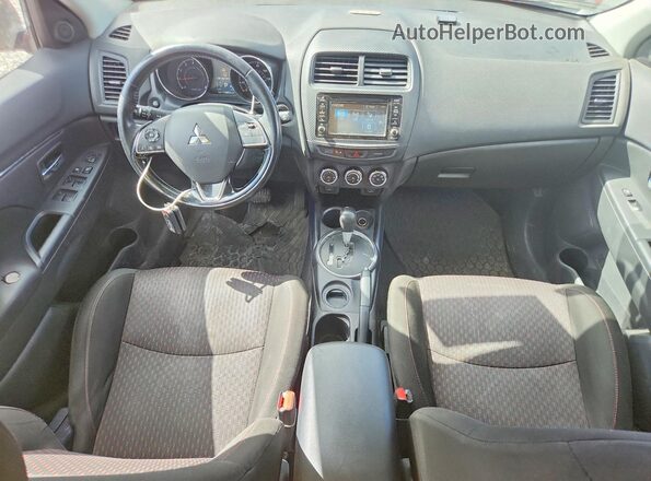 JA4AP3AW2HZ019218 2017 MITSUBISHI OUTLANDER Красный Вид панели приборов