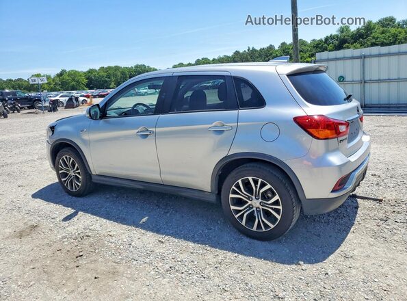 JA4AP3AW3JU014614 2018 MITSUBISHI OUTLANDER Серебряный Задняя левая четверть
