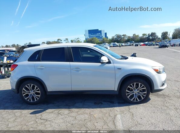 JA4AP3AW5HZ046901 2017 MITSUBISHI OUTLANDER SPORT White უკანა სალონის ხედი