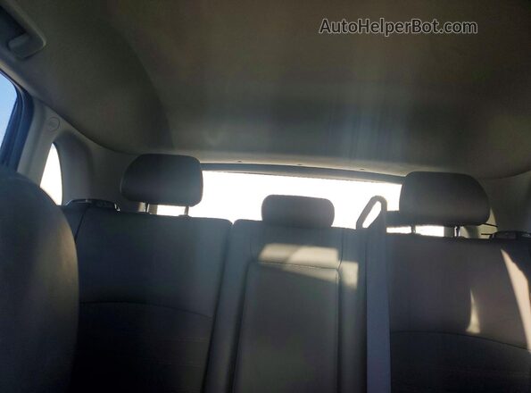 JA4ARUAU6SU008564 2025 MITSUBISHI OUTLANDER Серебряный Вид задних сидений