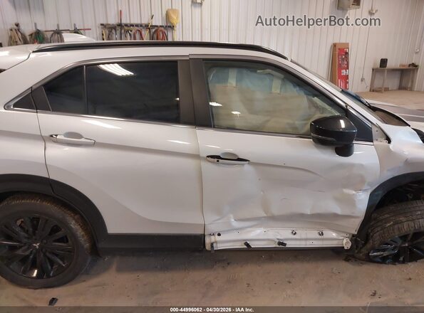JA4ATVAA2RZ057402 2024 MITSUBISHI ECLIPSE CROSS Белый Вид задней части салона