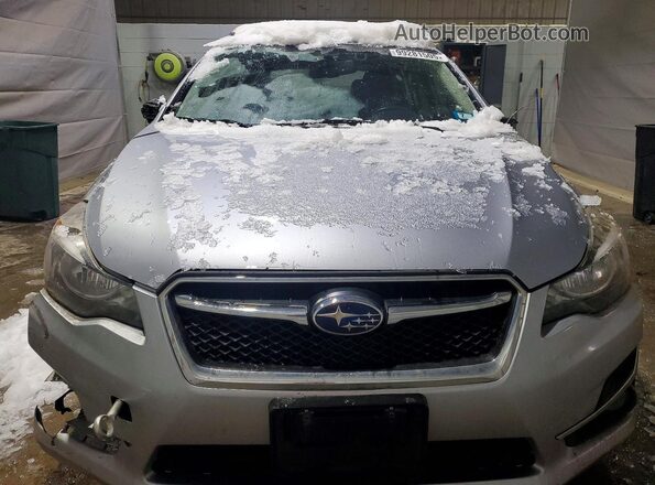 JF1GPAS63G8214130 2016 SUBARU IMPREZA Серебряный Вид спереди