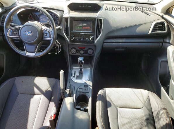 JF2GTABCXJH219829 2018 SUBARU CROSSTREK Белый Вид панели приборов