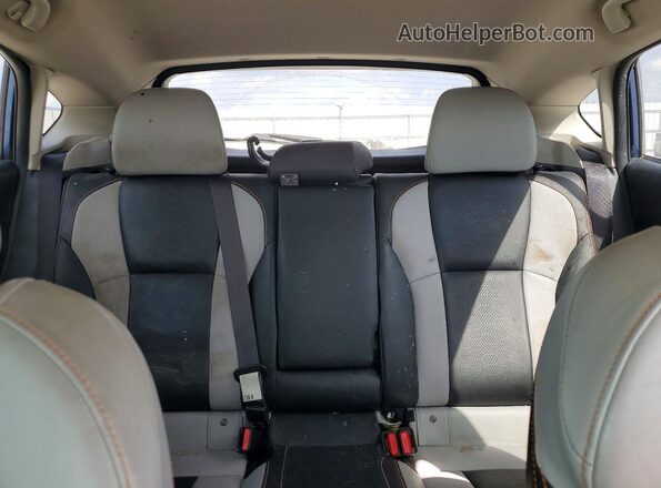JF2GTALC8JH332435 2018 SUBARU CROSSTREK Синий Вид задних сидений