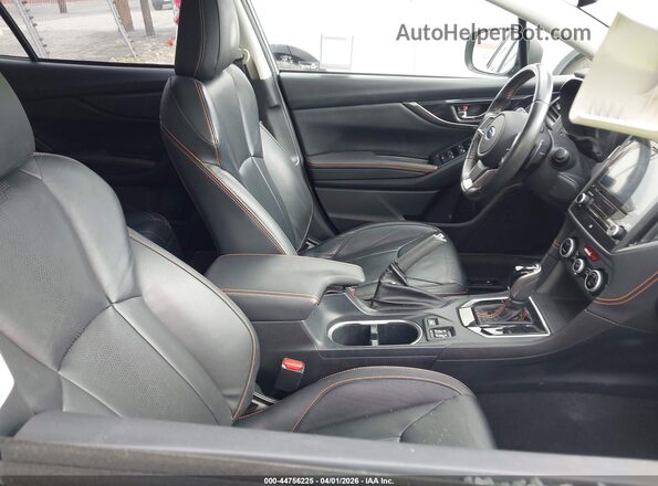 JF2GTAMC2L8237693 2020 SUBARU CROSSTREK Серебряный Вид салона спереди