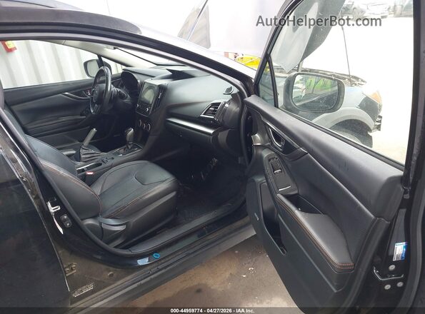 JF2GTAMC5JH320371 2018 SUBARU CROSSTREK Черный Вид салона спереди