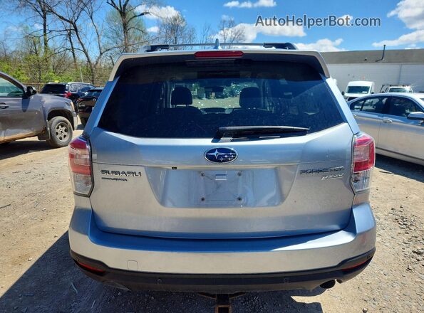 JF2SJAWC2HH427613 2017 SUBARU FORESTER 2.5I TO Серебряный Вид сзади