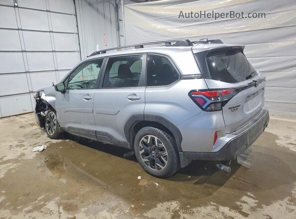 JF2SLDDC2SH481306 2025 SUBARU FORESTER Серебряный Задняя левая четверть