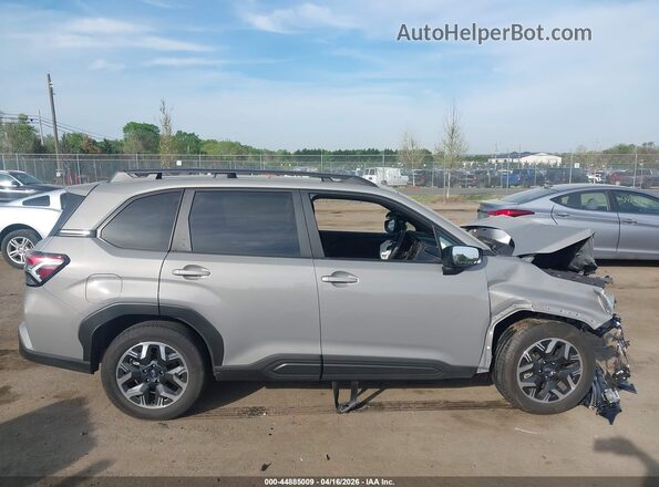 JF2SLDDC3SH432129 2025 SUBARU FORESTER Серый Вид задней части салона