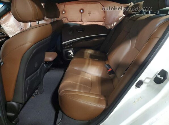 JH4KC2F90JC000676 2018 ACURA RLX White Вид задніх сидінь