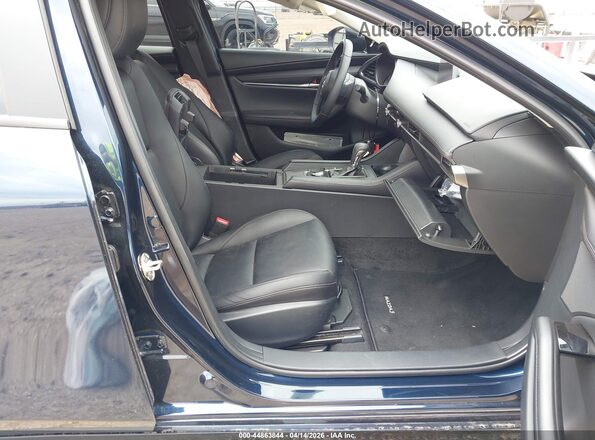 JM1BPABL6T1866480 2026 MAZDA 3 Синий Вид салона спереди