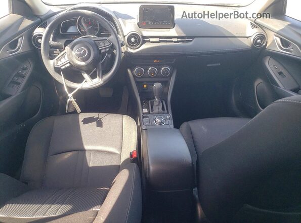 JM1DKDB71M1504358 2021 MAZDA CX-3 Gray Առջևի վահանակի տեսք