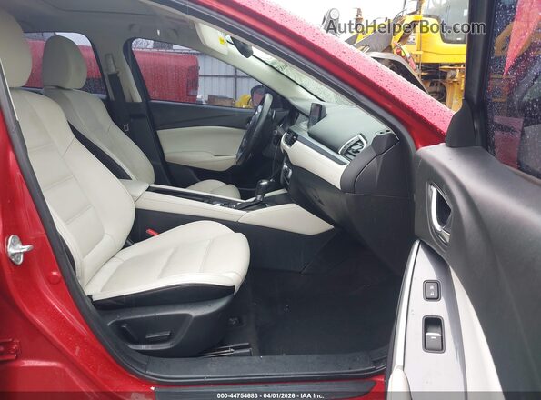 JM1GJ1W50G1401931 2016 MAZDA 6 Красный Вид салона спереди